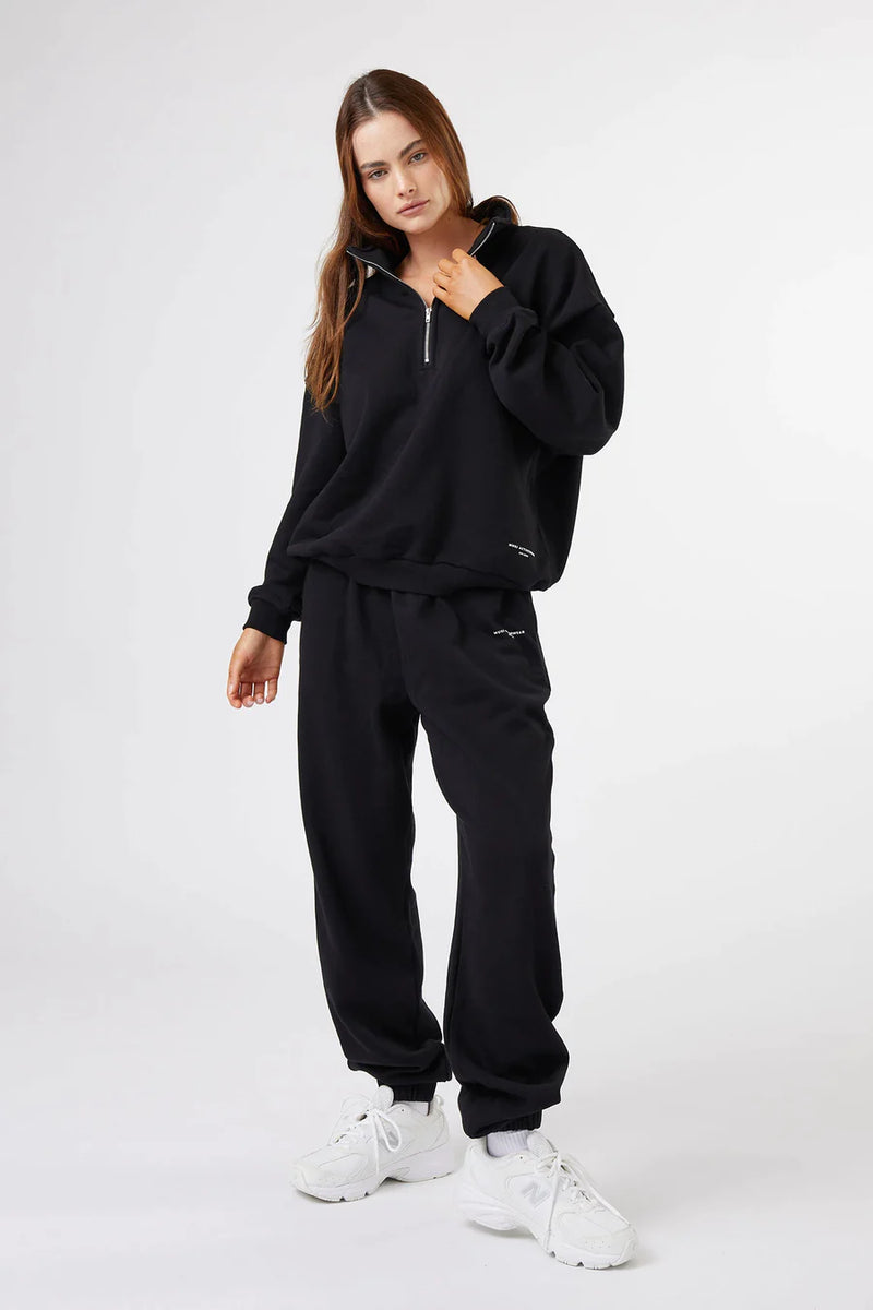 Women's Oversized Tracksuit in Black – MUKI