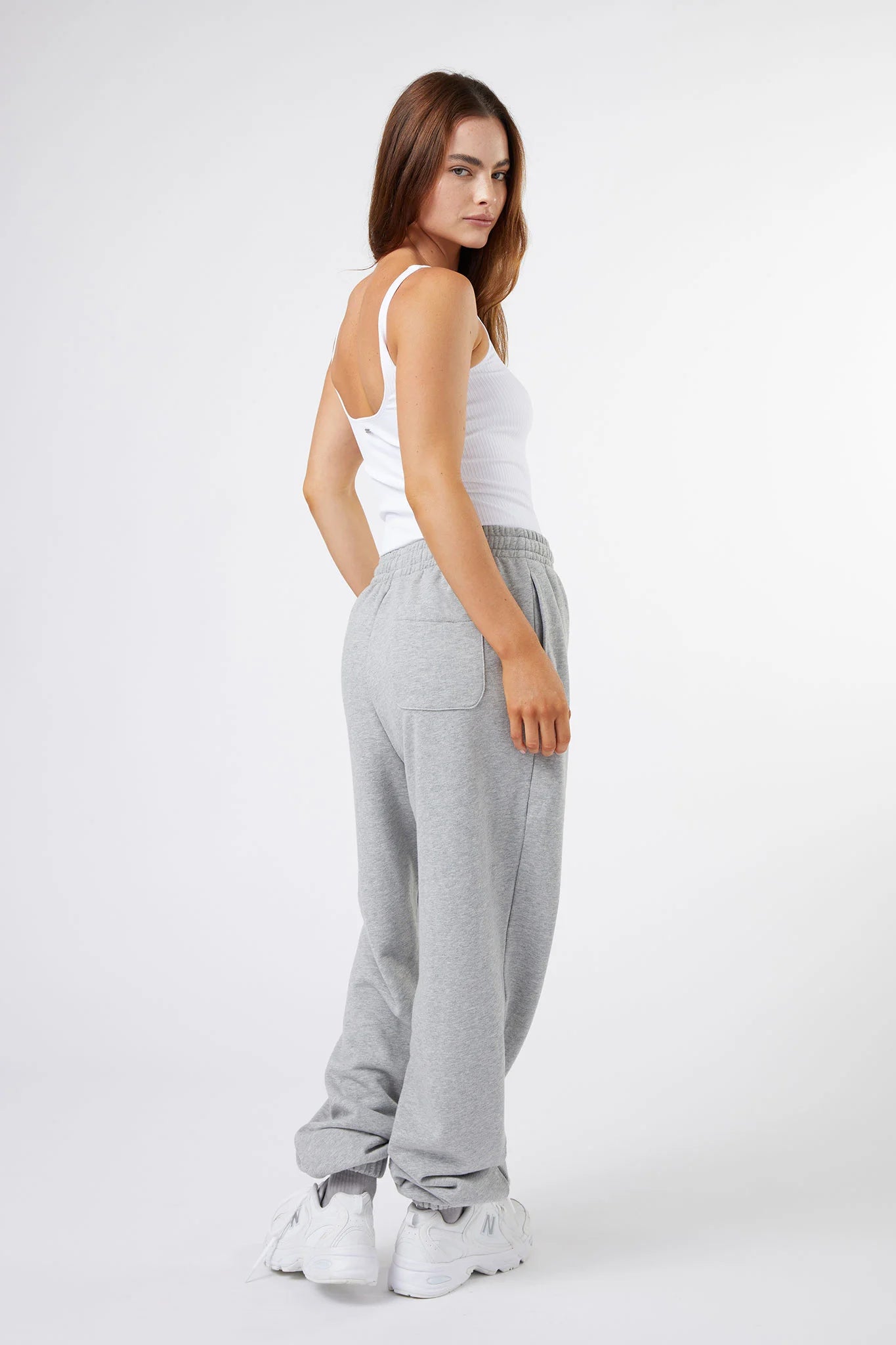 Grey sweatpants oversized sale